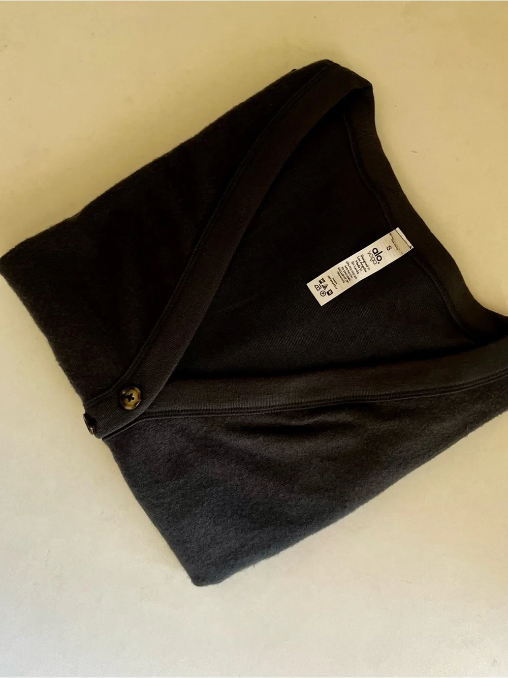 Alo Yoga Alolux Soho Cropped Henley Long Sleeve Grey Size S
